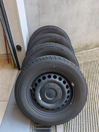 Cerchi completi Volkswagen furgone