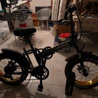 Bici elettrica Argento