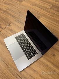 Macbook pro 15 i9 2TB SSD 2019 DA RICONDIZIONARE