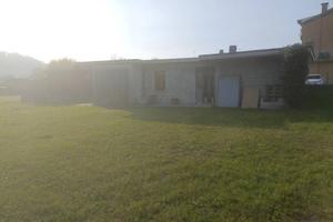 terreno con fabbricato