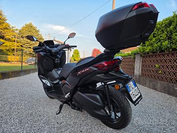 Yamaha XMAX 300 Tech Max Dark Magma – Agosto 2024 