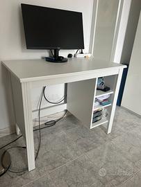 Scrivania Ikea “Brusali”