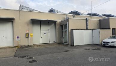 Porzione di capannone artigianale con ufficio