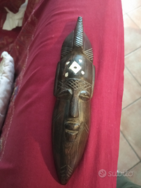 Scultura in rilievo in legno africano