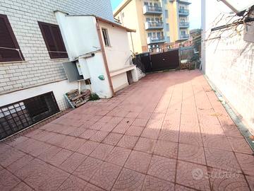 VERMICINO | Bilocale indipendente | Giardino