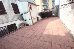 VERMICINO | Bilocale indipendente | Giardino