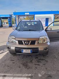 Nissan XTrail 2.2 dci