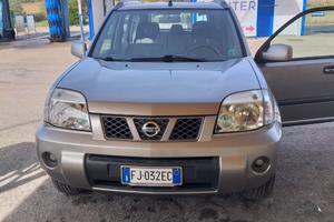 Nissan XTrail 2.2 dci