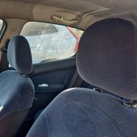 Poggiatesta Peugeot 206