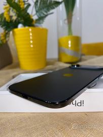 IPHONE 17AIR GARANZIA TOT LEGGERMENTE TRATTABILE