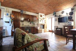 CASA SEMINDIPENDENTE A BRANDIZZO