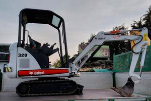 Miniescavatore Bobcat 320 - 2005