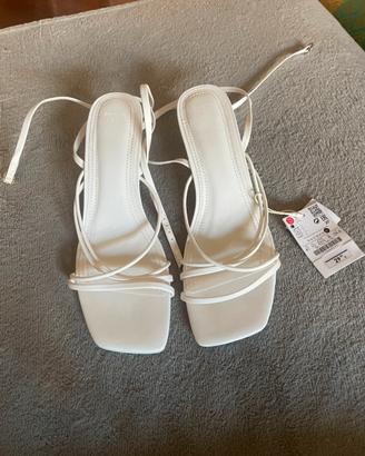 Sandali bianchi Bershka tg 41