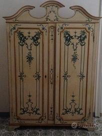 Due armadi stile veneziano