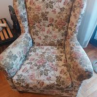 Grossa poltrona da rifoderare