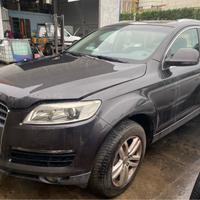 Audi Q7 ricambi