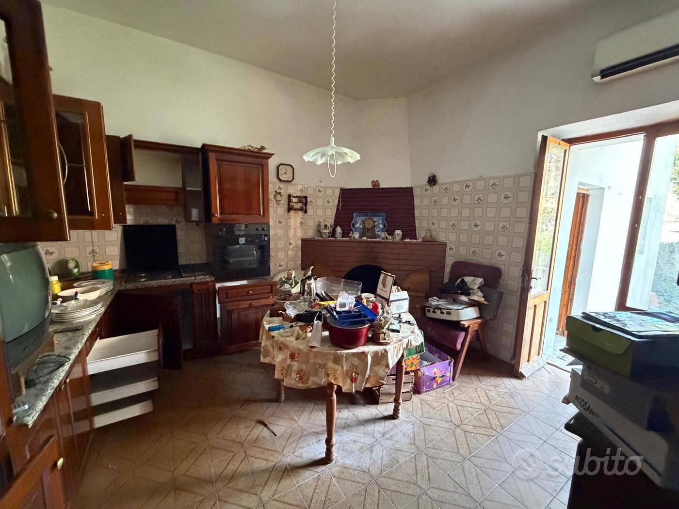 Apartment in Igrèsias/Iglesias, Sulcis Iglesiente - Altro