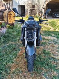 Suzuki GSXs 950 s a2