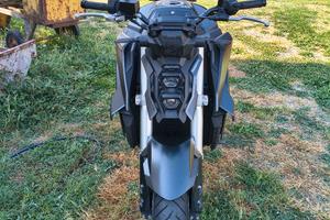 Suzuki GSXs 950 s a2