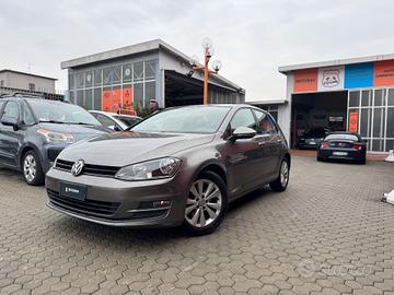 Volkswagen Golf 1.2 TSI 105 CV 5p. Trendline BlueM