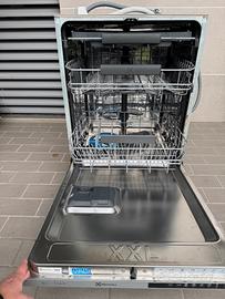 Lavastoviglie Electrolux