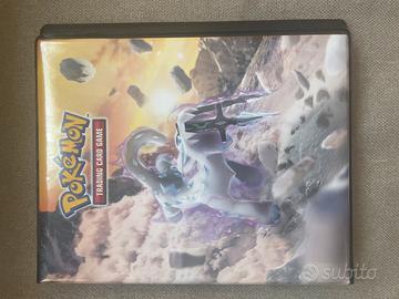 Raccoglitore pokemon con quasi tutte le carte