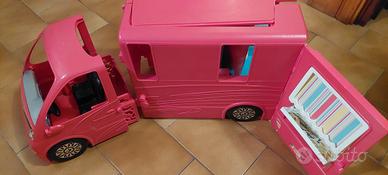 camper Barbie 