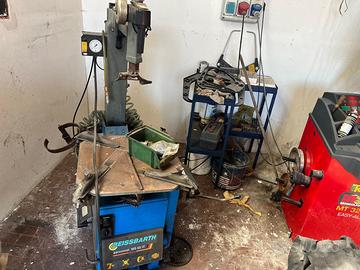 Smonta gomme e bilanciatrice