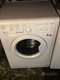 Lavatrice INDESIT 6 kg 1000 giri, Classe A++