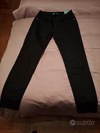 pantalone lungo Zara