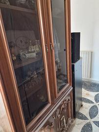 credenza in legno noce di ottimaqualità