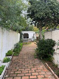 VILLETTA in via GIUNONE MONDELLO con Giardino al p