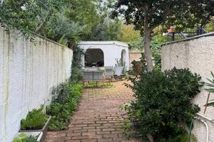 VILLETTA in via GIUNONE MONDELLO con Giardino al p
