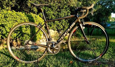 FOCUS IZALCO RACE ULTEGRA 11V Tg 51(s)