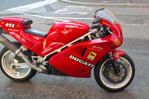 Ducati 851