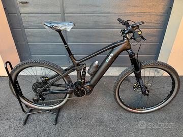 E-MTB  Full carbon