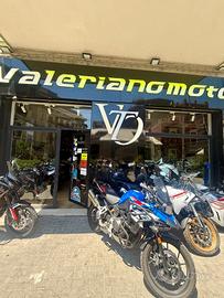 Bmw F 800 GS anno 2024 con 16000 km da VALERIANOMO