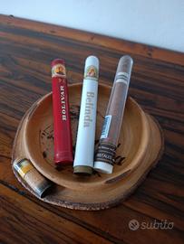 Posacenere in legno con 3 sigari cubani 