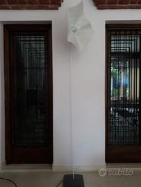 Lampada da terra Area di Mario Bellini_Artemide