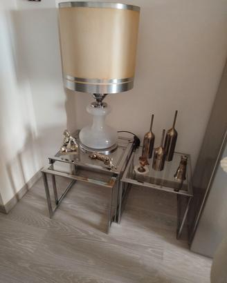 Tavolini e lampada da salotto