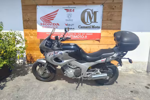 YAMAHA TDM 850 HONDA CBR 1000 RR