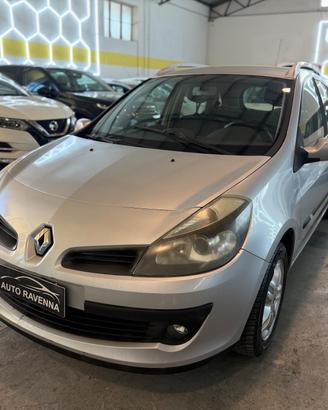 Renault Clio 1.2 16V SporTour Dynamique Neopatenta