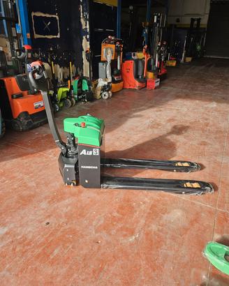 Transpallet elettrico marca Hangcha portata 1500 k