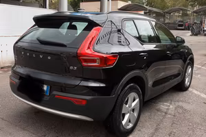 Volvo XC40, B3 Mild Ibrid, km 23.500