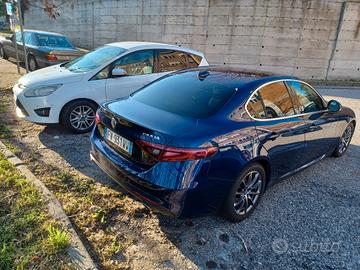 Alfa Romeo Giulia 2017