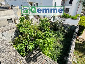 CASA INDIPENDENTE CON GIARDINO