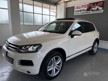 Volkswagen Touareg 3.0 TDI 245 CV tiptronic full o