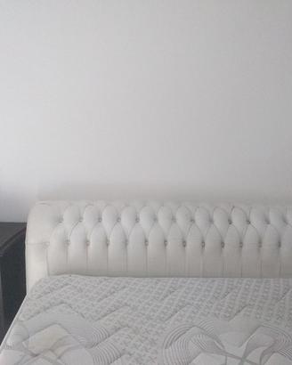 Letto matrimoniale Chersterfield pelle baratto