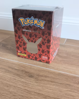 Pokemon medaglia argento