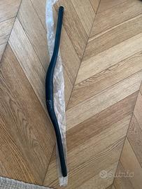 Manubrio e thirteen 35